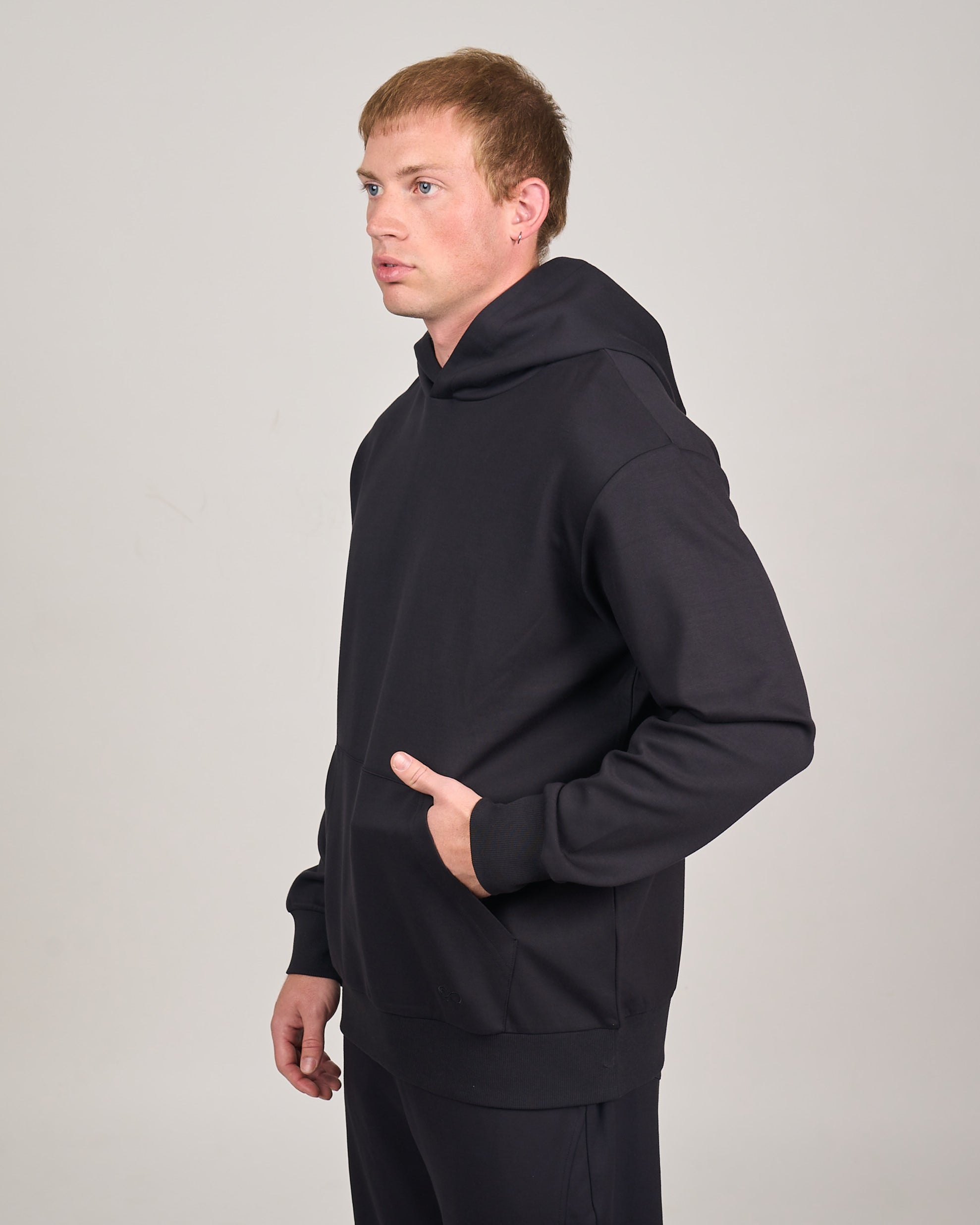 Comfiknit Sky Hoodie Men | Black