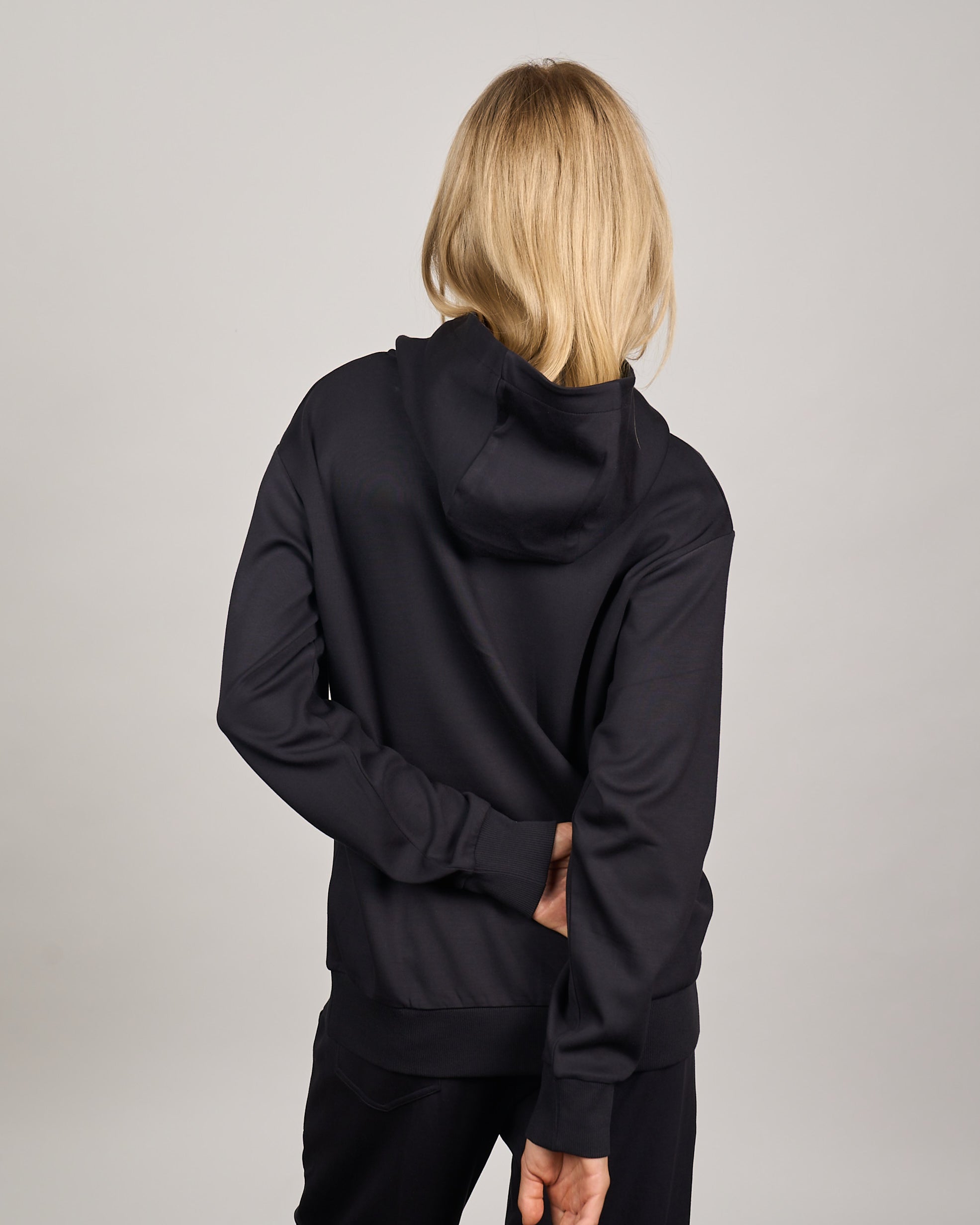 Comfiknit Sky Hoodie | Black