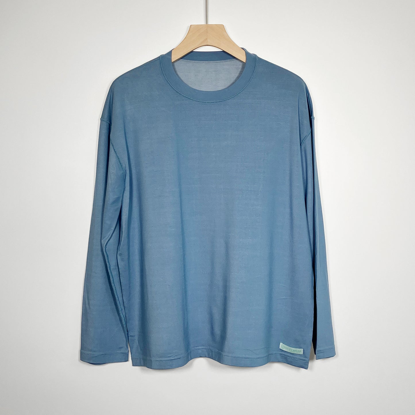 Women Long Sleeve Upshirt